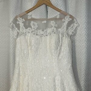 NWT Oleg Cassini cap sleeve illusion wedding dress